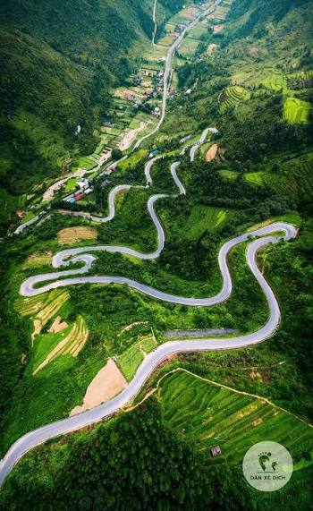 Ngắm toàn cảnh cung đường từ trên cao