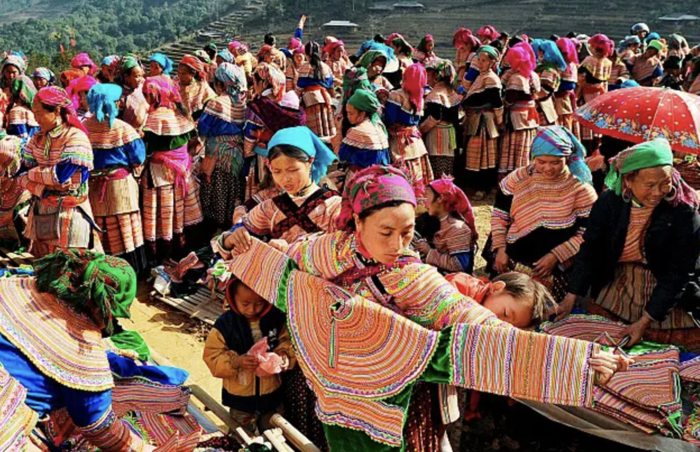 Khám phá phiên chợ vùng cao