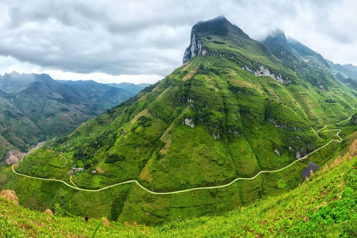 Ma Pi Leng Pass