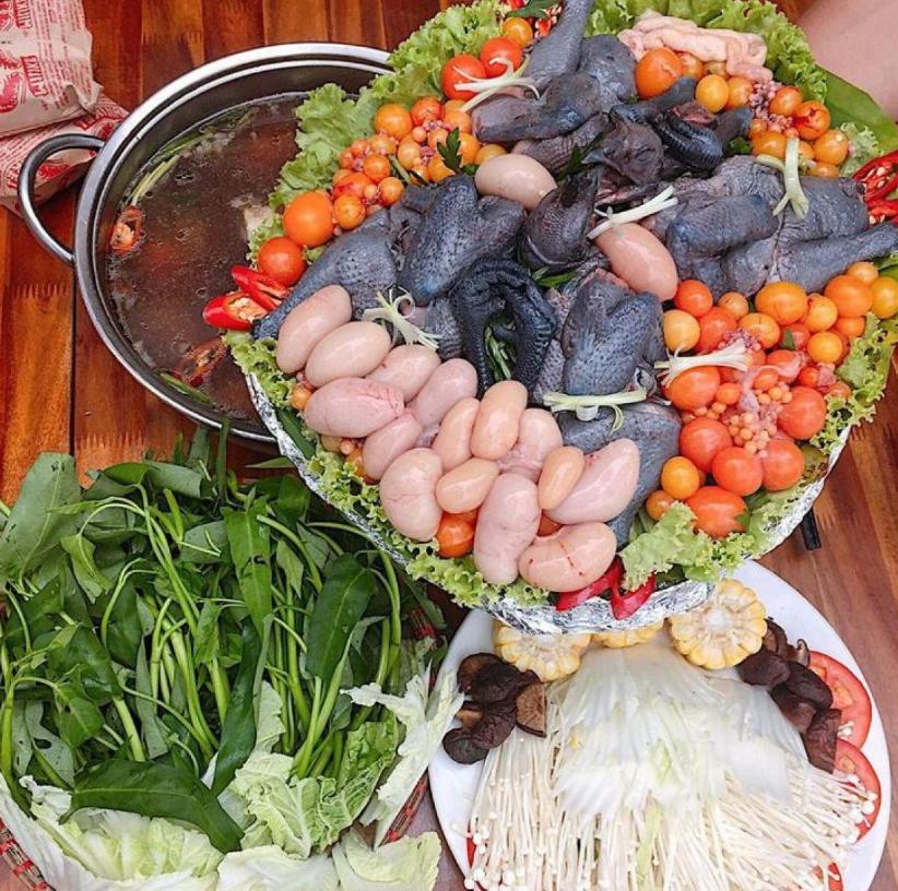 Lẩu Gà Bản