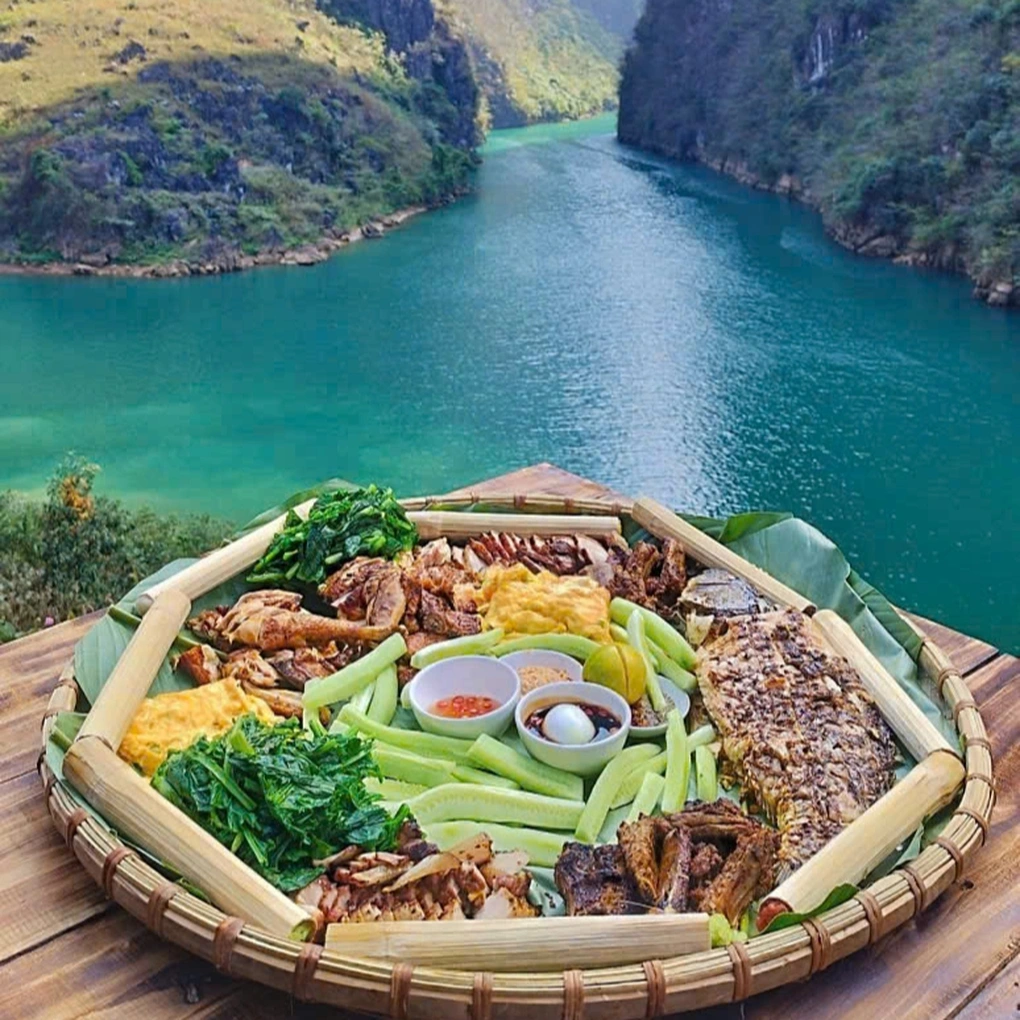 Nhà hàng Sông Nho Quế