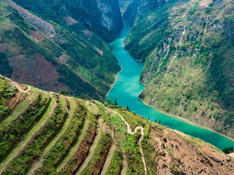 Ha Giang Loop 4 Days 3 Nights – Dong Van, Meo Vac & Du Gia Itinerary